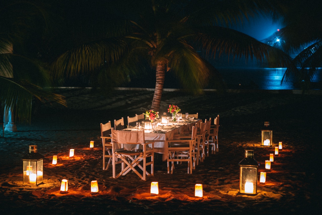 A private beach dinner at The Majlis